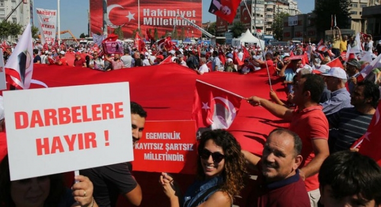 Veliki protest opozicije i vladajućih u Istanbulu