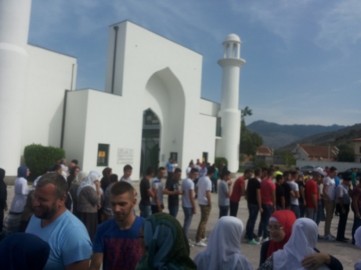 Podgorica: Na hadž, najsvetije mjesto muslimana, u Mekku i Medinu iz Crne Gore otputovalo 49 vjernika