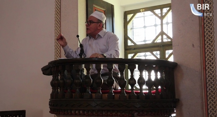 Predavanje prof. Mehmedalije Hadžića u Gazi Husrev-begovoj džamiji (VIDEO)