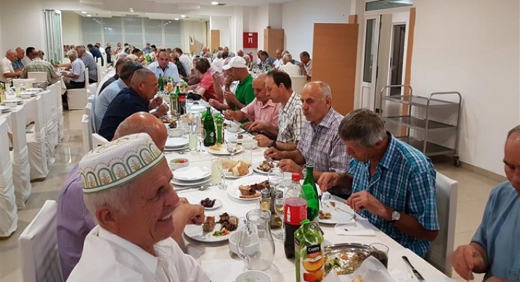 Medžlis Islamske zajednice organizirao iftar za vakife, donatore, aktiviste