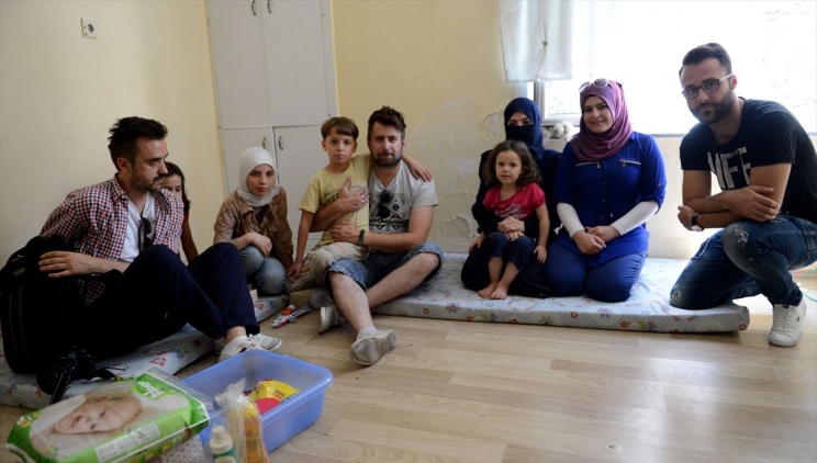 Emotivan i human susret u Kilisu: Članovi sarajevskog hora Hazreti Hamza posjetili sirijske mališane