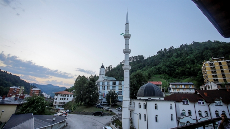 Srebrenica poslije 11. jula: Grad poluprazan, Srebreničani nastavljaju borbu za preživljavanje