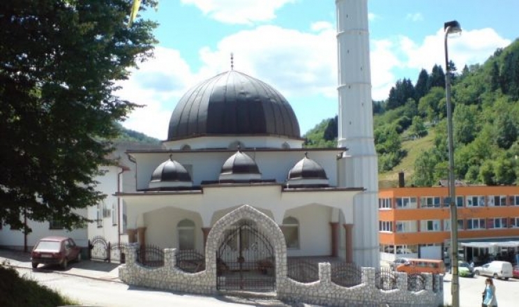 Četnici je srušili 16. jula 1995: Čaršijska džamija u Srebrenici svečano otvorena na isti datum