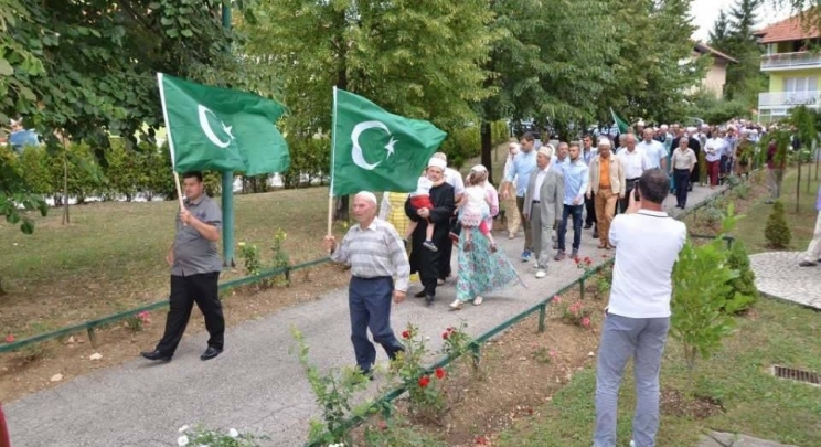 Ikrar dova u Srebreniku: Na hadž putuju cijele porodice