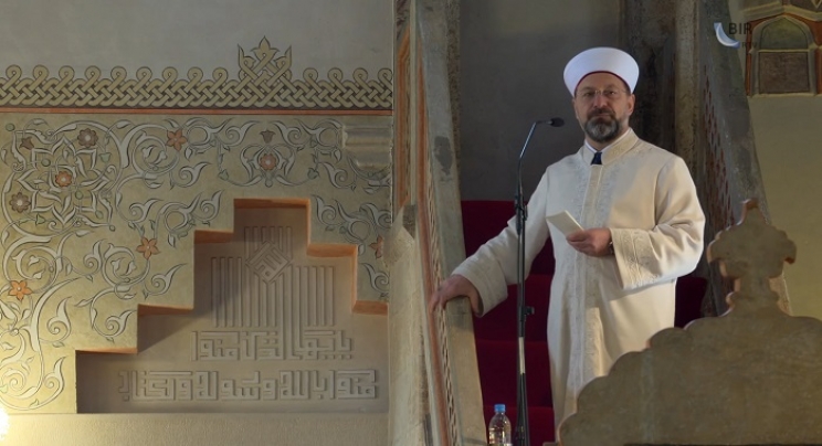 Hutbu u Gazi Husrev-begovoj džamiji održao je dr. Ali Erbaş (VIDEO)