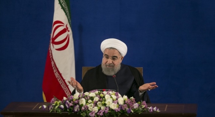 Rouhani pozvao na ukidanje zabrane prisustva žena na nogometnim stadionima