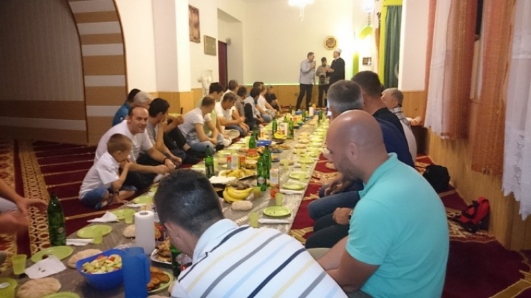 U splitskom Medžlisu održan iftar, sudjelovali gradonačelnik i dožupan