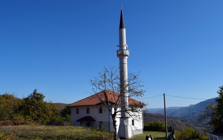 SREBRENICA: Obrazovanje djece najveća briga džematlija u Osatu