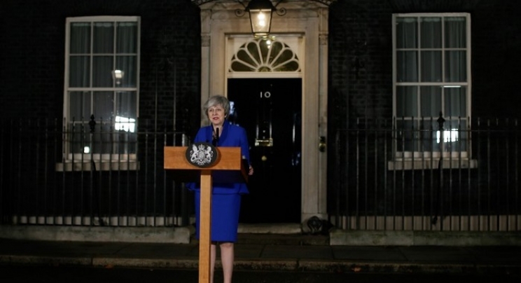 May: Laburistima otvorena vrata za pregovore o Brexitu