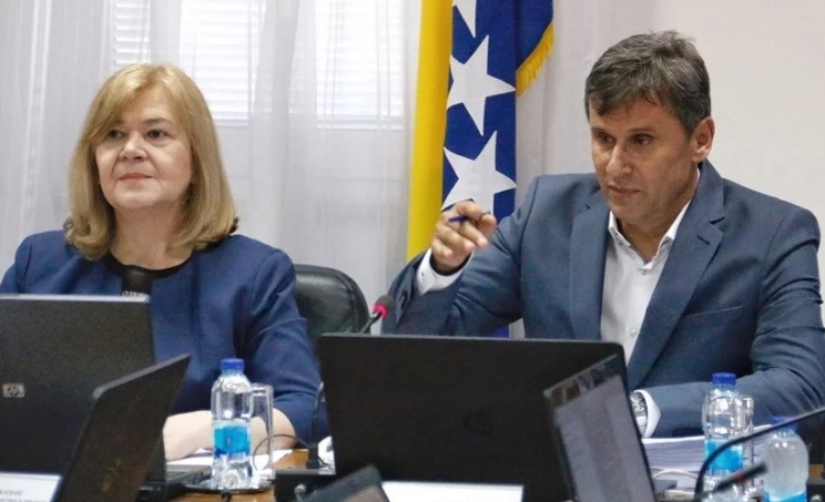 Vlada FBiH odbila ponudu Kineza za Aluminij, ostaju Arapi kao jedina opcija