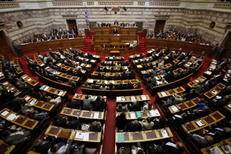 Parlament Grčke usvojio zakon o tražiocima azila