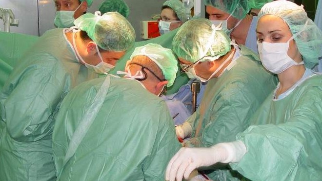 UKC Tuzla - Urađena transplantacija pet organa, pacijenti stabilni