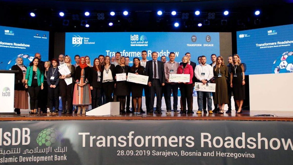 Pobjednici IsDB Transformers Roadshowa 2019 predstavljaju sredstvo protiv COVID-19