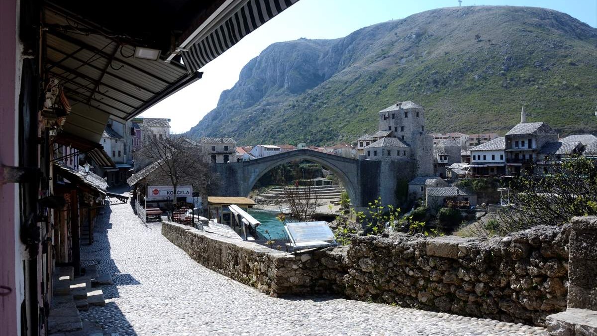 Mjere u gradu na Neretvi se poštuju: Ulice Mostara danas puste