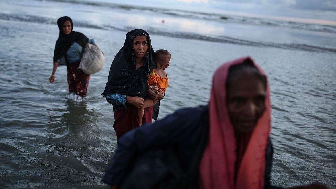 Bangladeš: Spašeno 382 Rohingya muslimana koji su sedmicama plutali morem