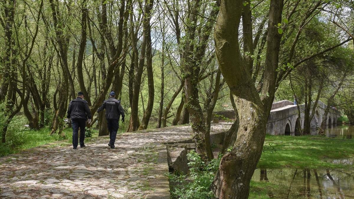 Prvi maj u sjeni epidemije: Prazna sarajevska izletišta i centralne šetnice (FOTO)