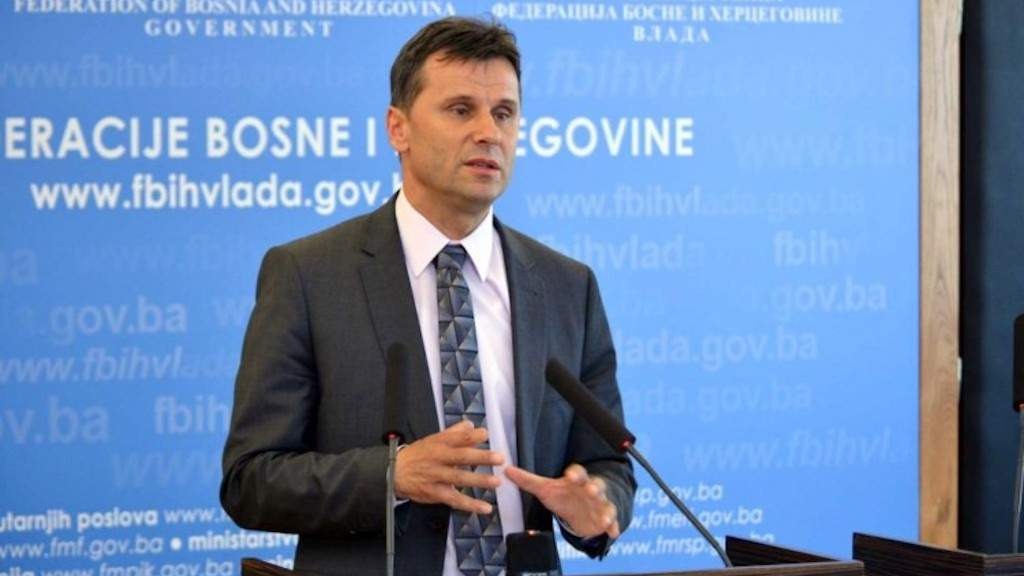 BiH: Federalni premijer Novalić, Fahrudin Solak i Fikret Hodižić zadržani u SIPA-i
