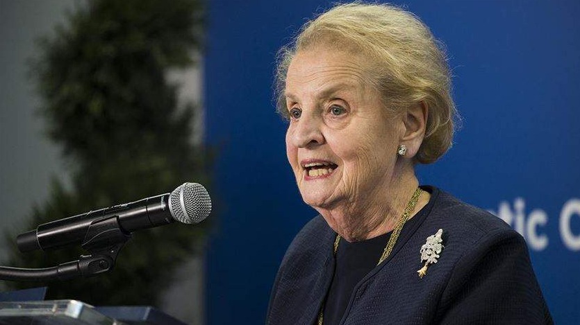 Albright: Suprotstaviti se negiranju genocida u Srebrenici