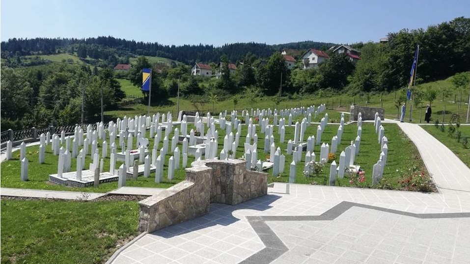 Počast šehidima u Šehidskom mezarju u Solunu - Obilježen Dan Općine Olovo