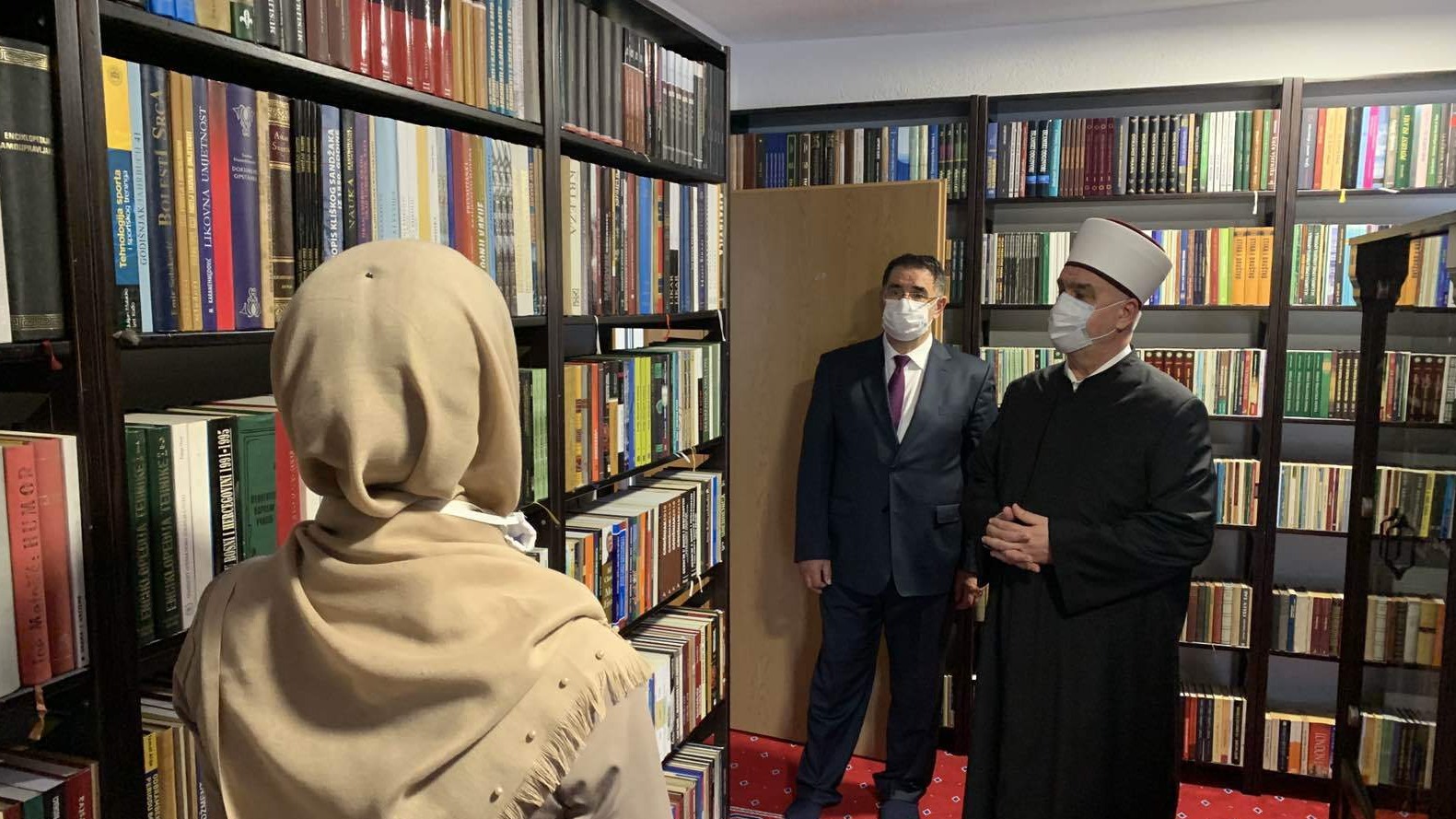 Reisu-l-ulema Kavazović posjetio biblioteku “Muftija Mehmed-ef. Zahirović” u Banja Luci