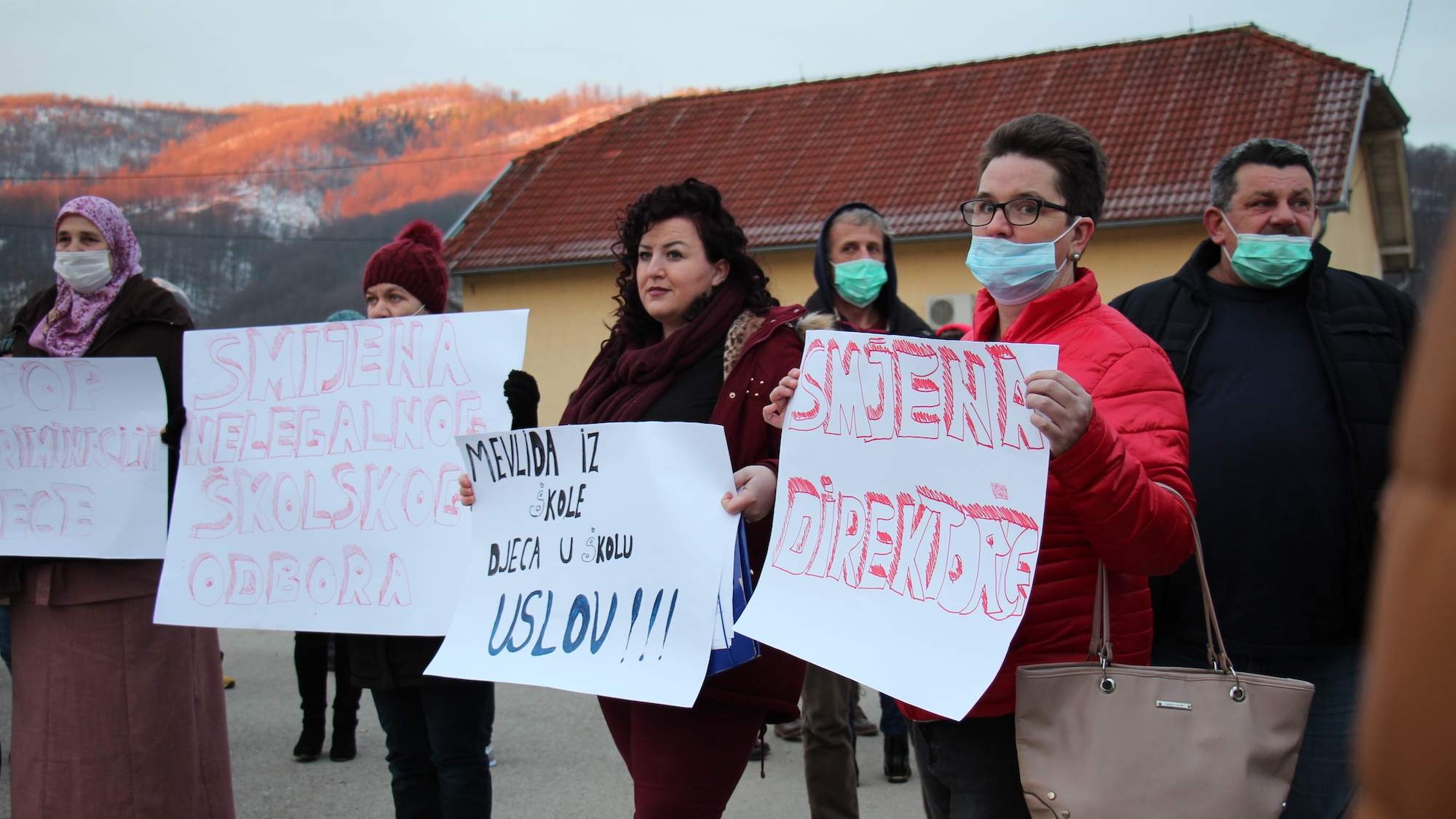 RS - Sjenina/Sjenina Rijeka: Protest i bojkot nastave do ostavke direktorice