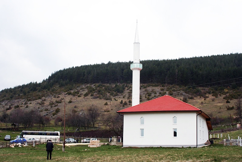 Godomilja: Prva džuma nakon svečanog otvorenja džamije