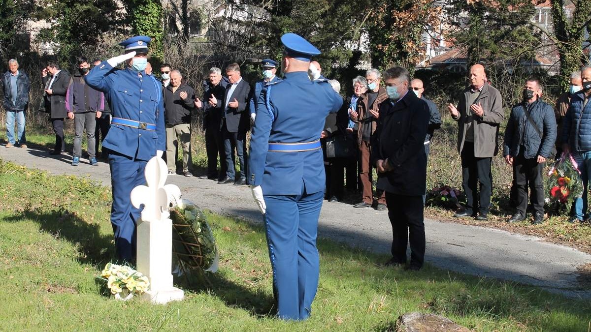 Komšić u Stocu: Životni paradoks je da je Koštana bolnica pretvorena u zloglasni logor