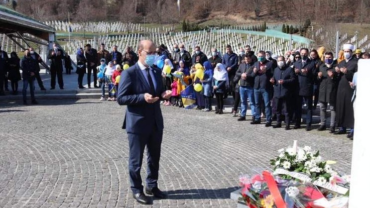 Salkić: Iscrtavanje murala Mladiću se uklapa u politiku pritiska na Bošnjake