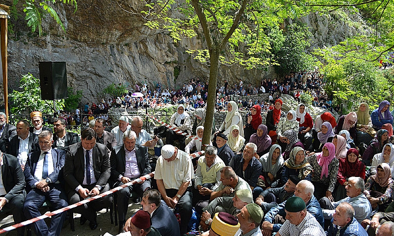 Poruka s mevluda na vrelu Bune - Mi nikada izdali nismo, i nećemo!