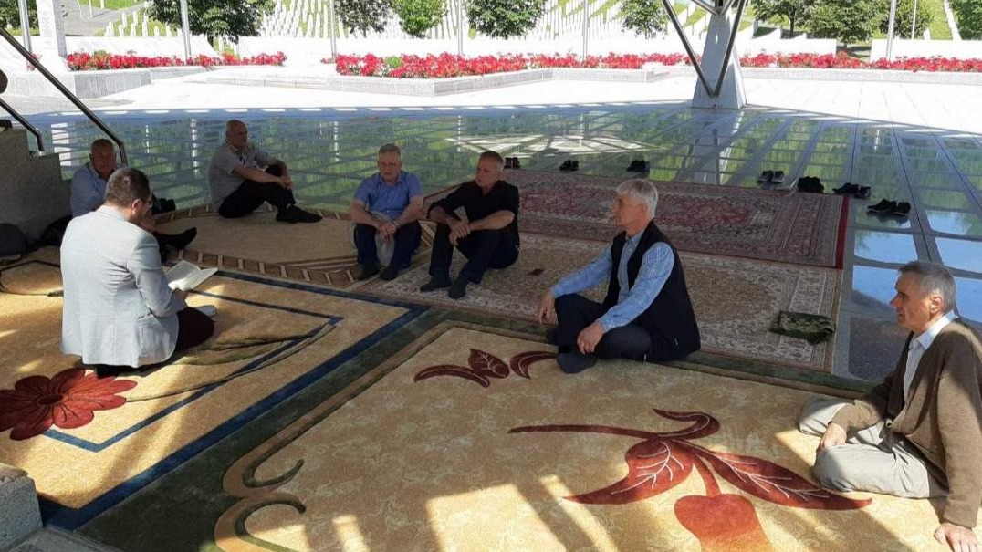 Džemati Crna Rijeka i Srednje u posjeti Srebrenici