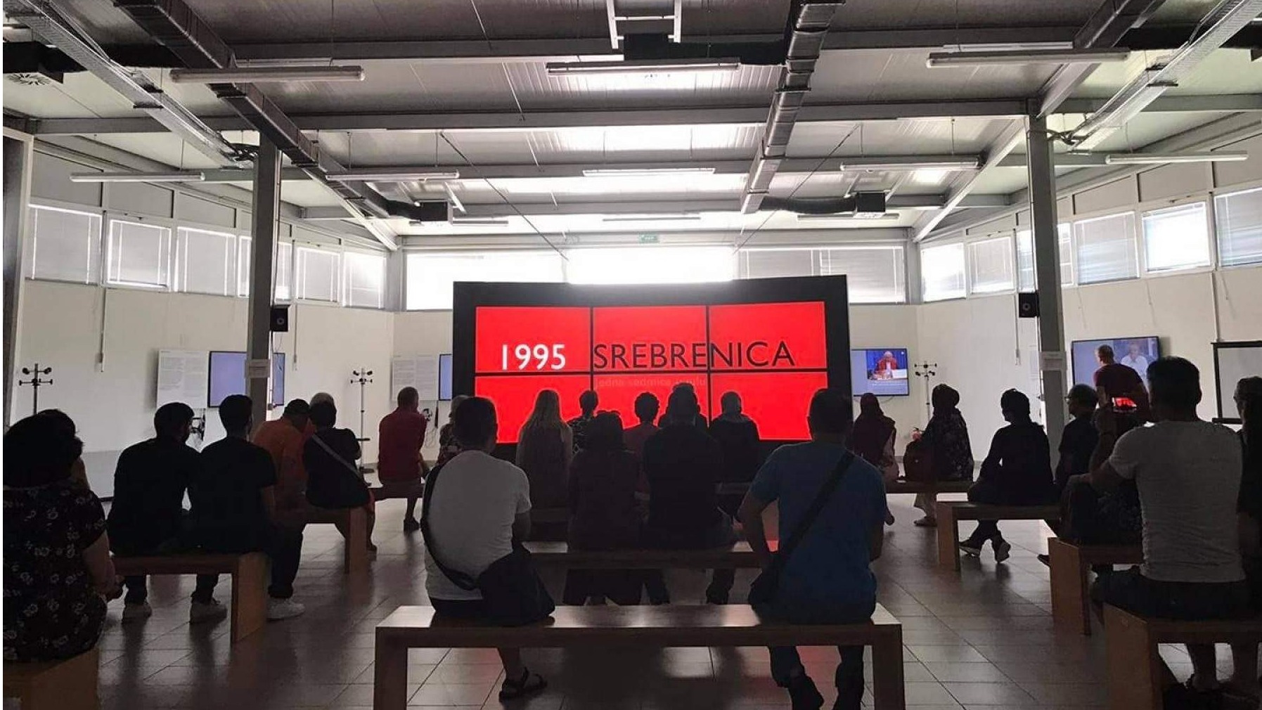 Posjetioci Memorijalnog centra Srebrenica-Potočari vraćaju se u sve većem broju