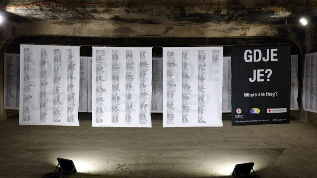 Otvorena izložba 'Gdje je' posvećena osobama nestalim tokom rata u BiH