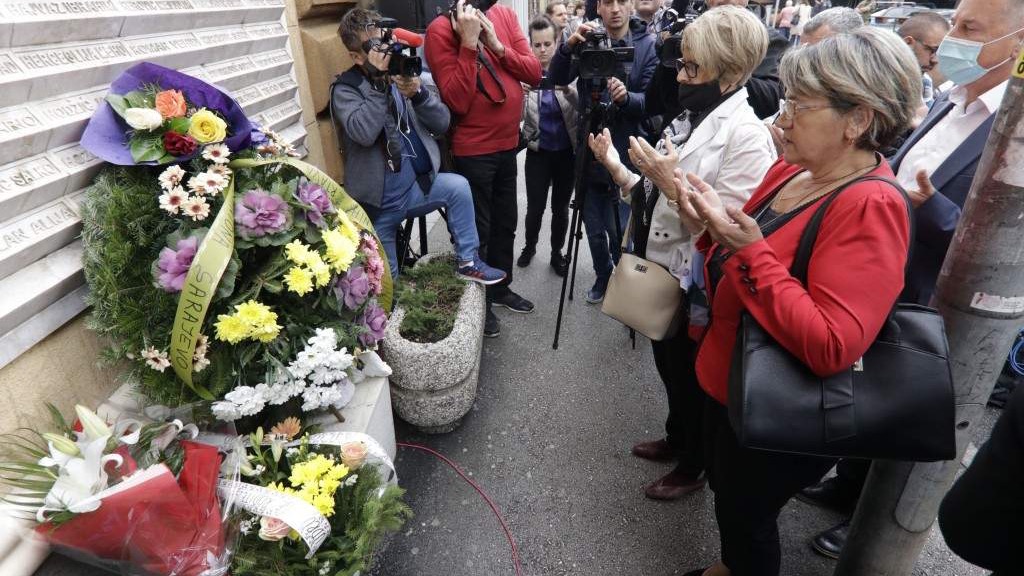 U Sarajevu obilježena 26. godišnjica stradanja građana u masakru kod Gradske tržnice