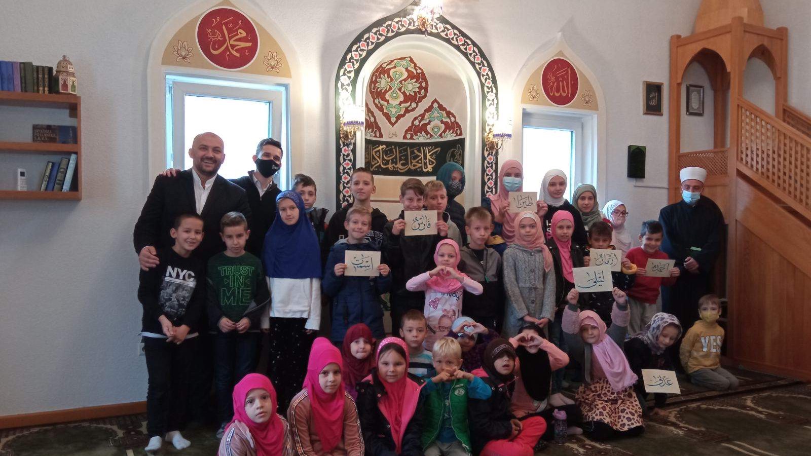 Džemat Šanac: Obilježena osma godišnjica od svečanog otvorenja džamije