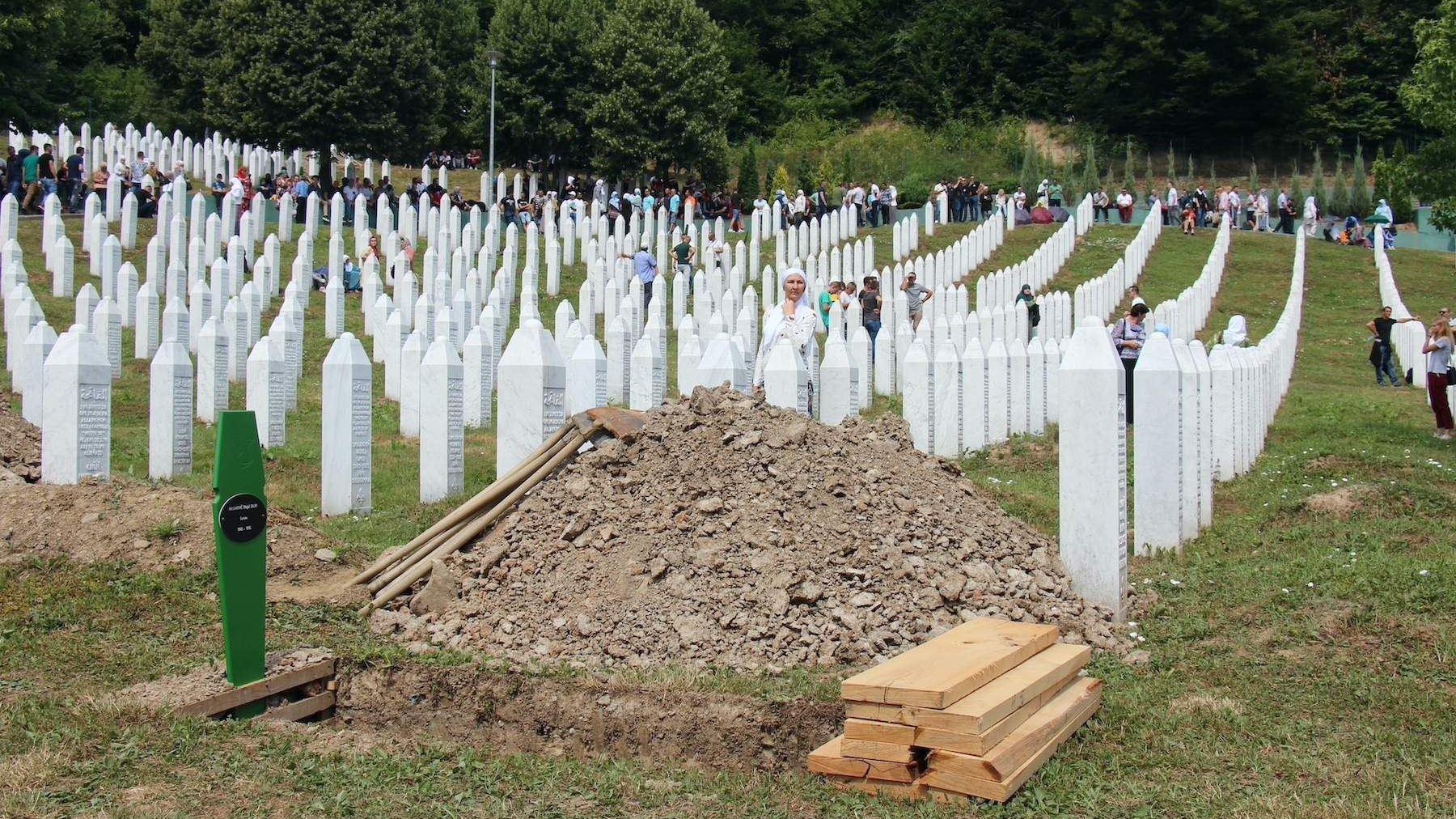 U Tuzli počinju pripreme za organizaciju konferencije o genocidu u Srebrenici