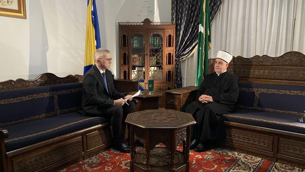 Reisu-l-ulema Kavazović za BHRT: Mir mora biti spašen po svaku cijenu