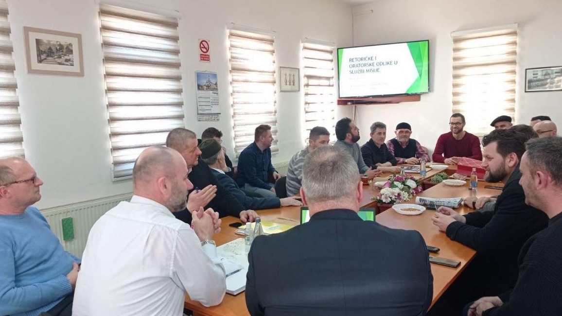 Stručni seminar za imame MIZ Jajce: Retoričke i oratorske odlike u službi misije