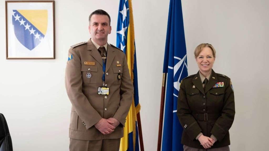 Komandantica NATO Štaba u Sarajevu posjetila Vojni dio Misije BiH pri NATO-u