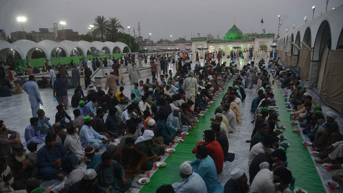 Pakistan: Ramazanski iftari na ulicama Islamabada