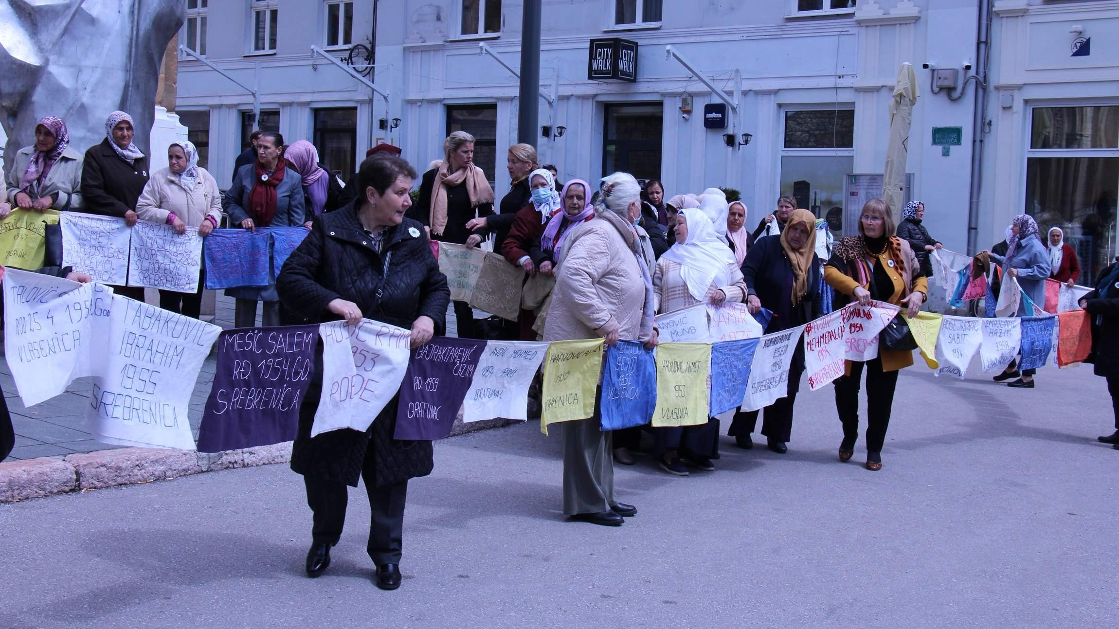 Sarajevo: Mirni protest u znak sjećanja na 11. juli 1995. godine 