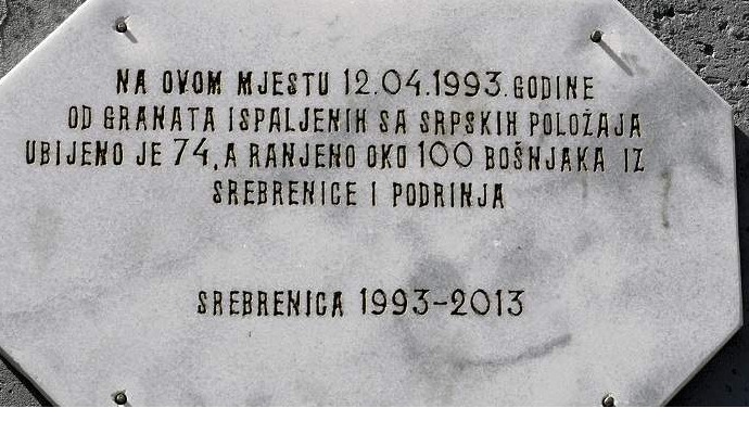 Srebrenica, 12. april: Masakr na školskom igralištu 