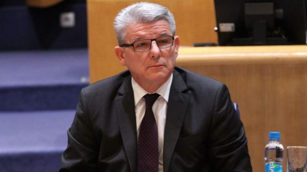 Džaferović: Schmidtova odluka važna za očuvanje ustavnog poretka i mira koji je Dodik doveo u pitanje