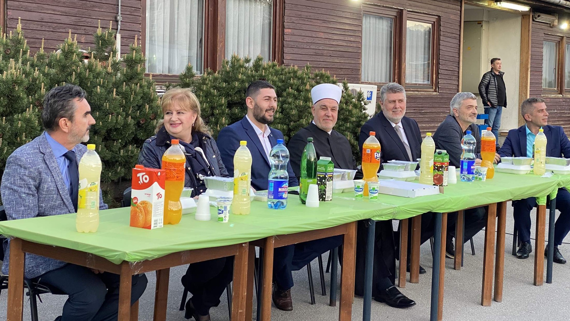 Prvom iftaru u povijesti KJKP Rad Sarajevo prisustvovao reisu-l-ulema Husein-ef. Kavazović