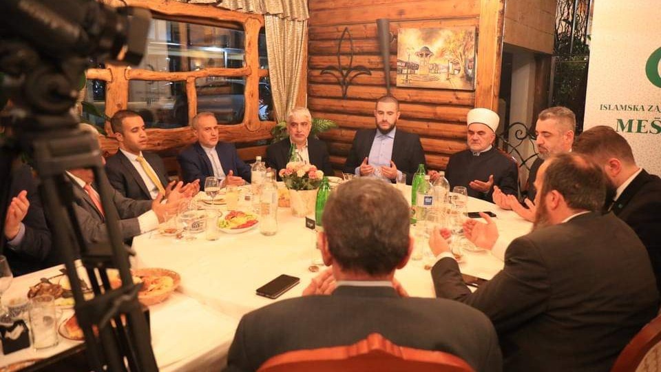 Predsjednik Mešihata Islamske zajednice u Srbiji priredio tradicionalni iftar 27. noći ramazana