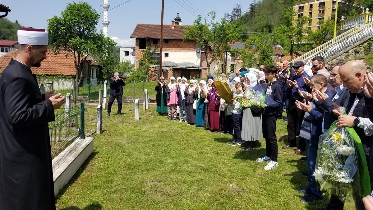 Srebrenica: Trideset godina od nekažnjenog zločina nad bošnjačkim civilima