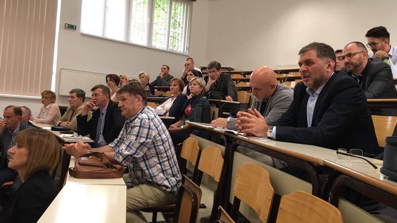 Zajednica i Odbor srednjih škola KS podržali ministricu Hota-Muminović