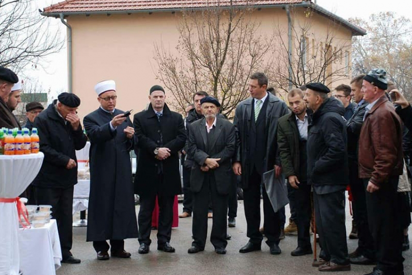 Sarajevski džemat Teftedarin do: Izgrađeni mekteb, imamski stan i šehidska česma