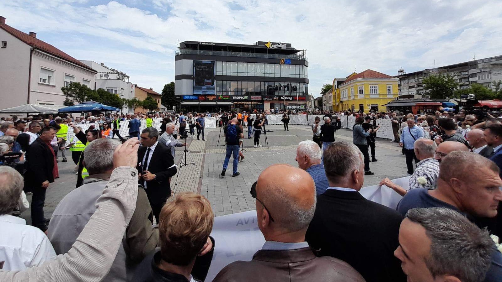 Mreža mladih Muftijstva bihaćkog u Prijedoru obilježila Dan bijelih traka