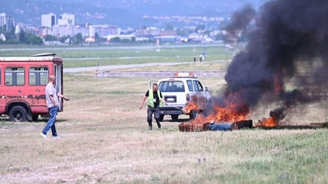 Vježba - simulacija udesa aviona sa 30 putnika na Međunarodnom aerodromu Sarajevo 