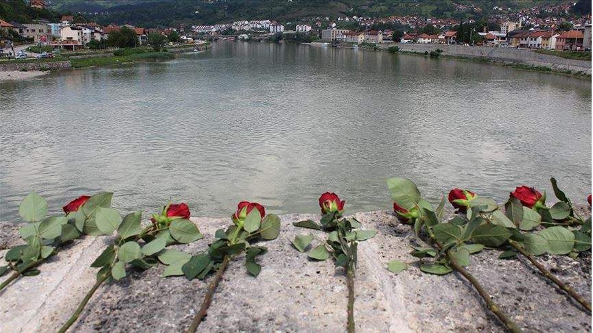 Podsjećanje na stravične zločine u Višegradu: U "živim lomačama" ubijeno više od 140 žena, djece i staraca